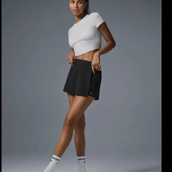 ALO Yoga Black Clubhouse Skort Size M - Picture 1 of 6